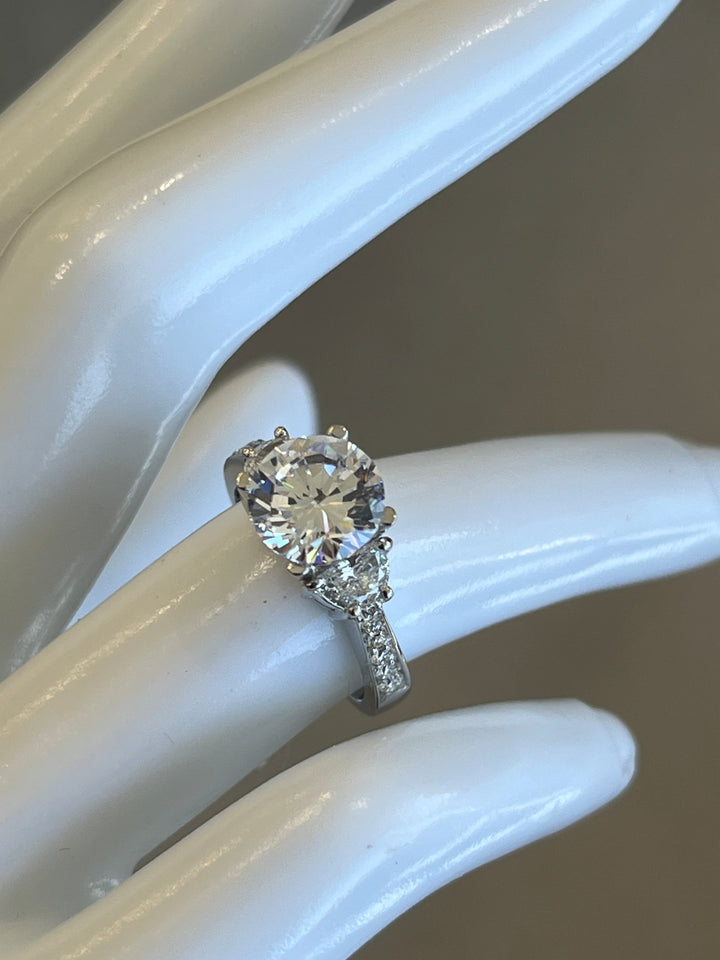 18K White Gold Diamond Mounting Featuring .70ctw Diamonds