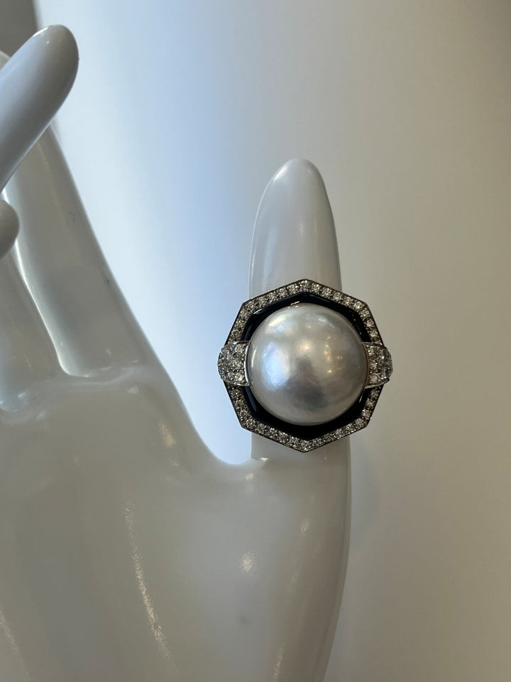 18K Yellow Gold David Webb Mabe Pearl Ring Featuring .80ctw Diamonds, 1Ľ" Wide, Weighing 36.2 Grams. Matching Earrings Available