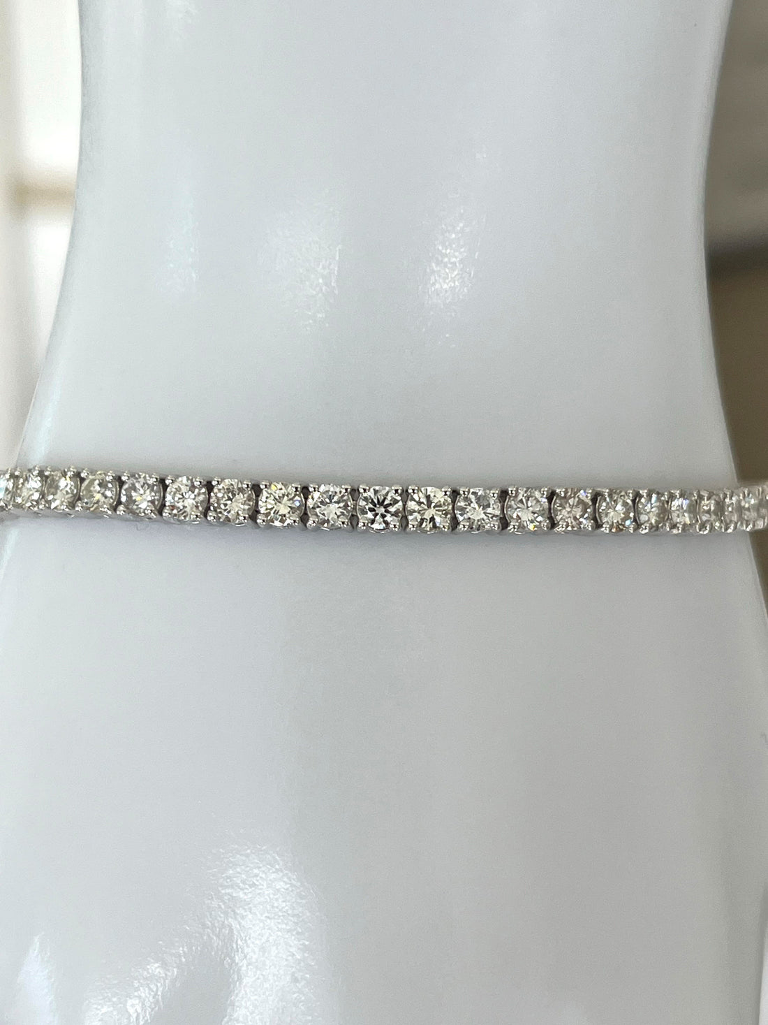 14K White Gold Diamond Tennis Bracelet Featuring 5.04ctw Diamonds
