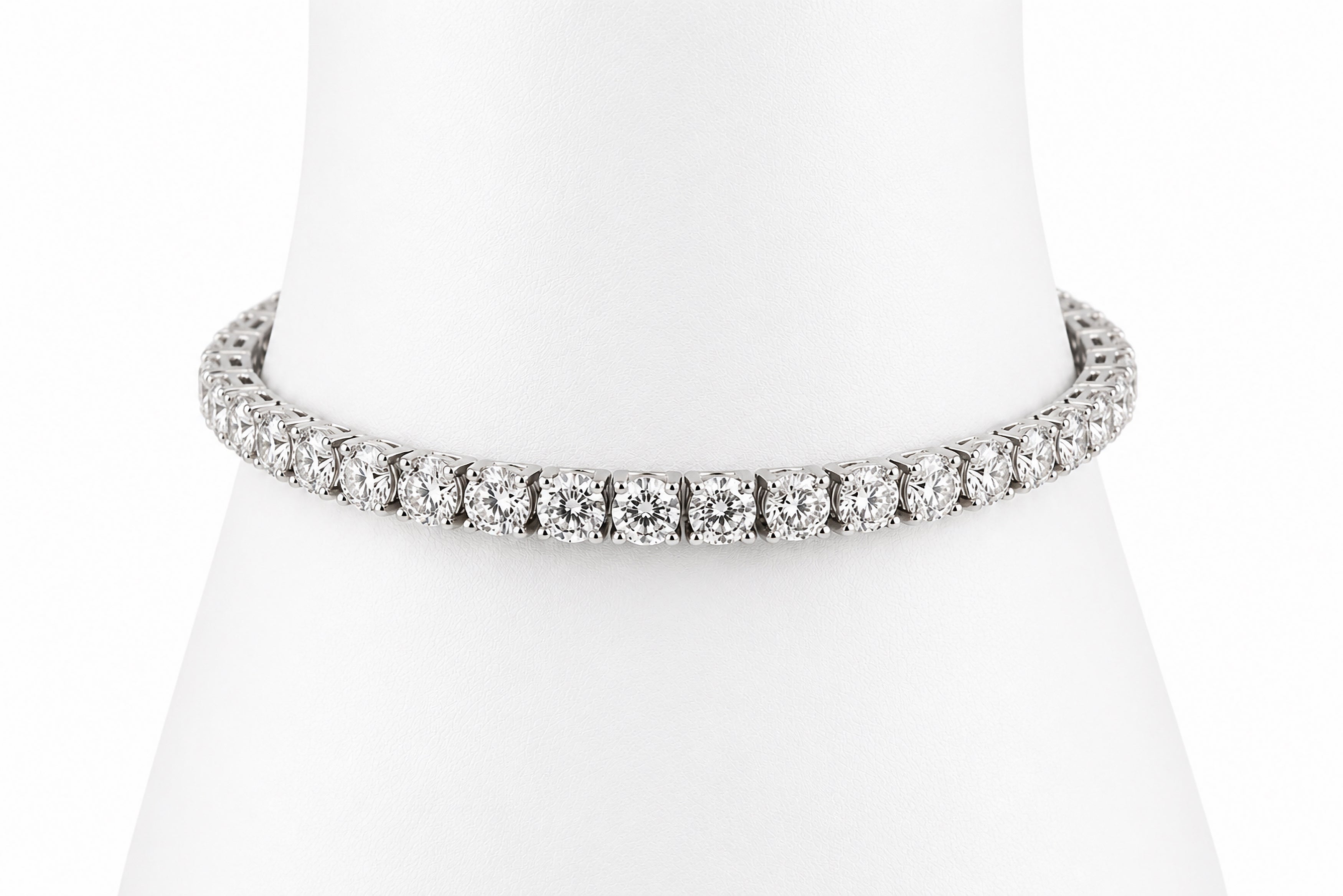 14K White Gold Diamond Tennis Bracelet Featuring 5.04ctw Diamonds