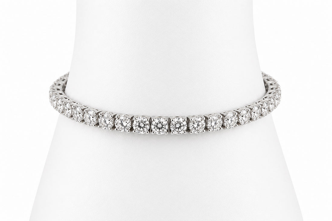 14K White Gold Diamond Tennis Bracelet Featuring 5.04ctw Diamonds