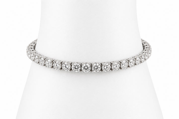 14K White Gold Diamond Tennis Bracelet Featuring 5.04ctw Diamonds