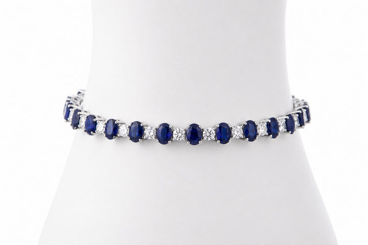 18K White Gold Bracelet Featuring 14.45ct Fine Sapphires and 3.25ctw Fine Diamonds 